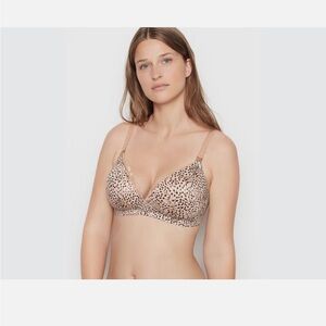 NEW Victoria’s Secret Maternity/Nursing No-Wire Bra Size 38DD/E Beige Leopard